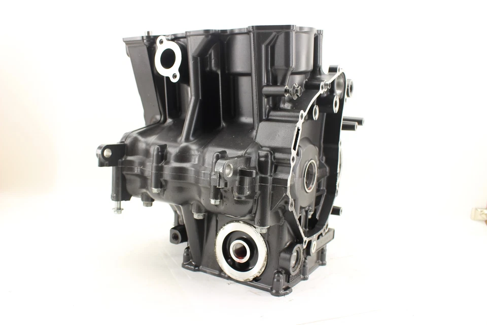 2023 YAMAHA YZF R7 OEM ENGINE MOTOR CRANKCASE CRANK CASES BLOCK Foto 2 de 4