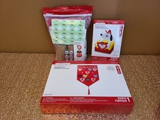 NEW - Set of 3 Assorted Valentines Day Crafts