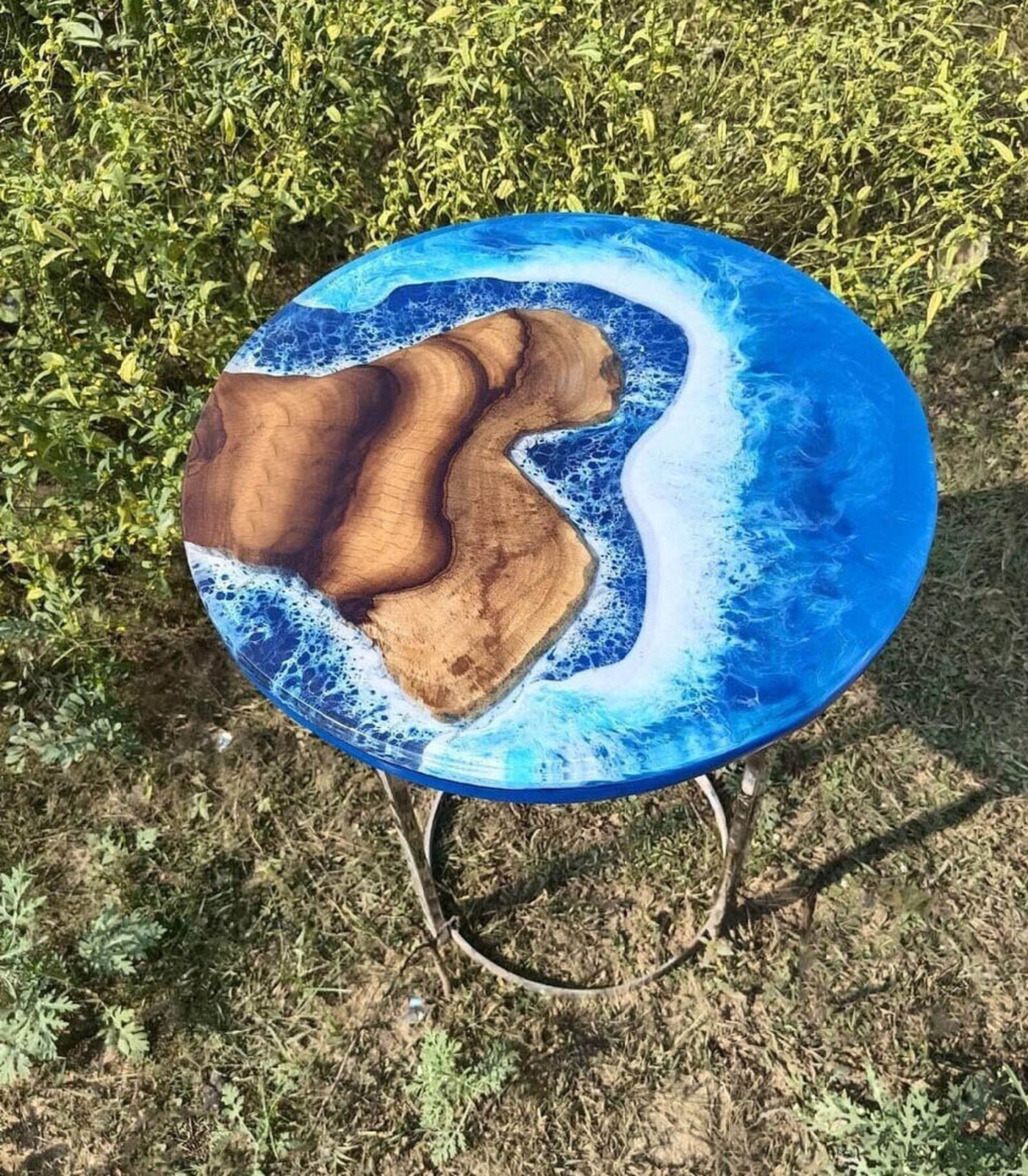 Ocean Wave Blue Epoxy Resin Table Tops Round Shape Handmade Patio