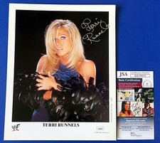 TERRI RUNNELS SIGNED 8x10 PROMO  PHOTO ~ WWF WWE WRESTLING ~ JSA KK30019