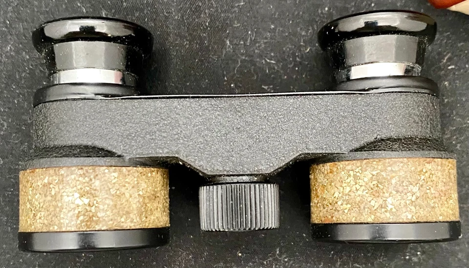 VTG DFV-TOSCA 2.5x OPERA GLASSES w/ITS BAG, BRILLIANT GOLD TONE RING c1960 g - Image 2 of 4