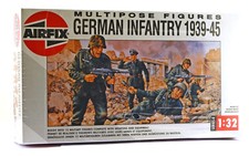 Airfix Multipose WWII German Infantry 4582 3rd version 12 figures mint in box