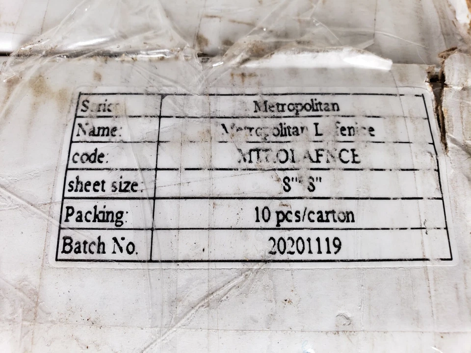 (Lote de 18) Azulejo de mármol geométrico Chevron Metropolitan Lafenice 8"x8" MTROLAFNCE Foto 2 de 4