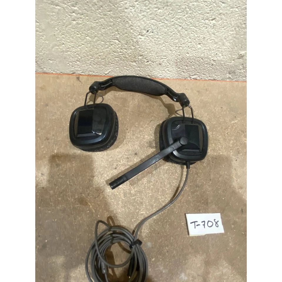 Plantronics GameCom Gaming Stereo Headset Black Wired 3.5mm Adjustable Headband - Image 2 of 4
