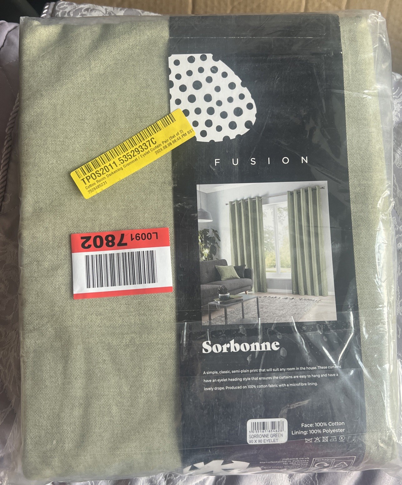 Fusion SORBONNE - Plain Green 100% Cotton Eyelet Curtains 90”X 90”