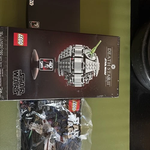 LEGO Star Wars: 40th Aniversary Sets DeathStar 2(40591) X-wing(30654) 40th Coin