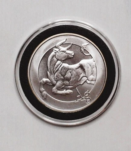 2018 SILVER SHIELD BULL BULLION 1 oz 999 Fine Silver Round BU in CAPSULE