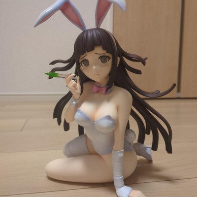 FREEing Mikan Tsumiki Bunny Ver. Figure
