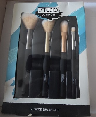 Studio London Make-up Pinsel 4 x Stück Set Augen Wangen & Gesicht Geschenk Neu in OVP versiegelt