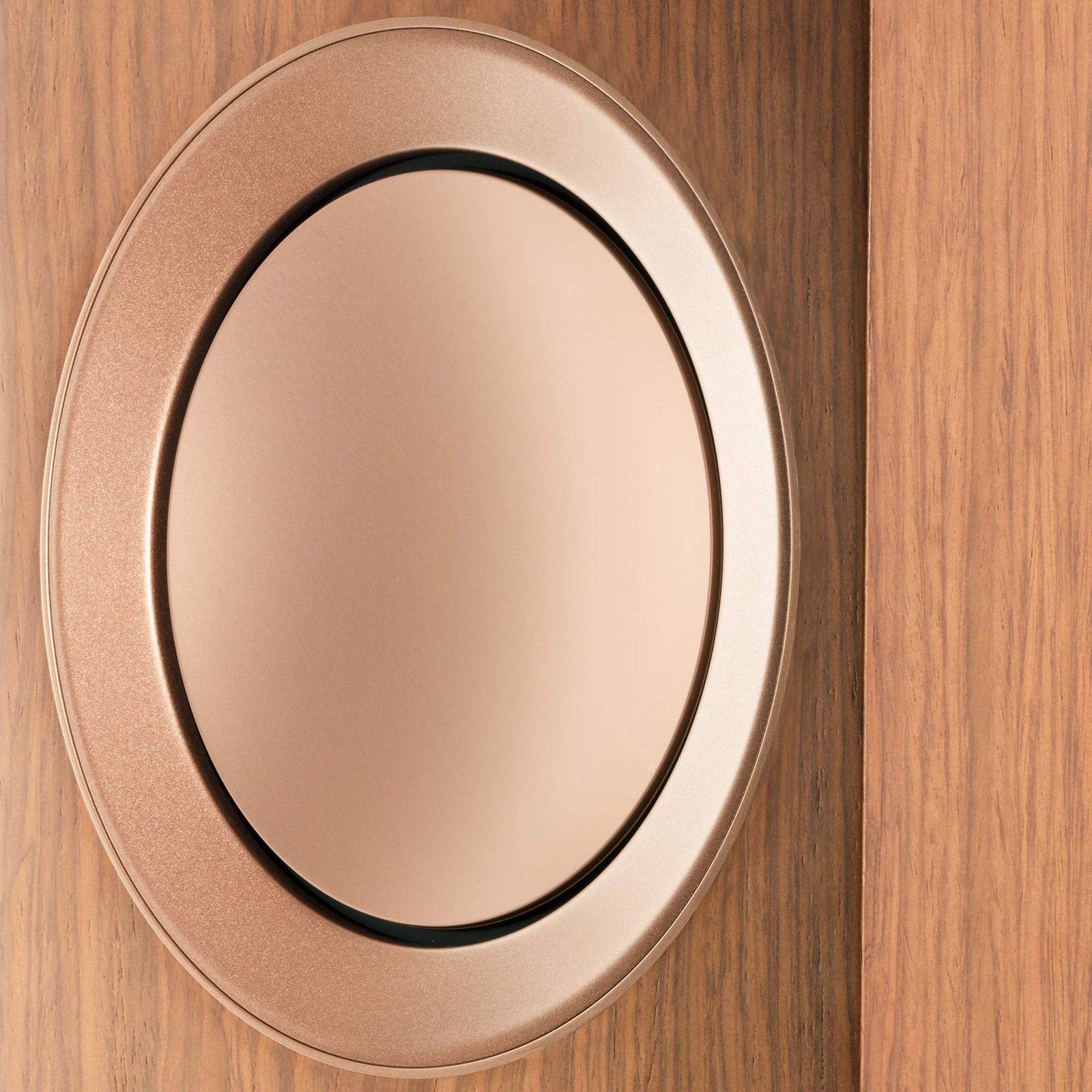 KEF R5 Floorstanding Speaker (Each, Walnut)