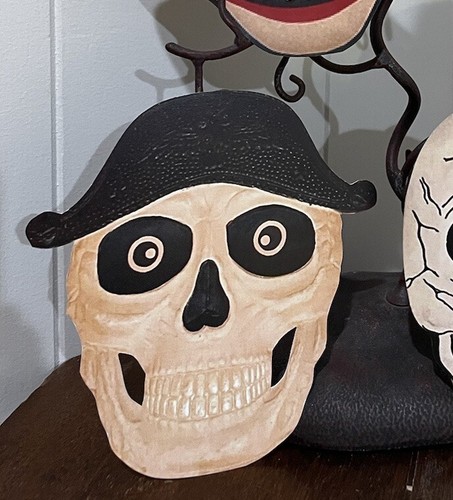 Pick Size Vintage Inspired Pirate Skull with Hat Halloween Cardstock Decoration - Picture 2 of 5