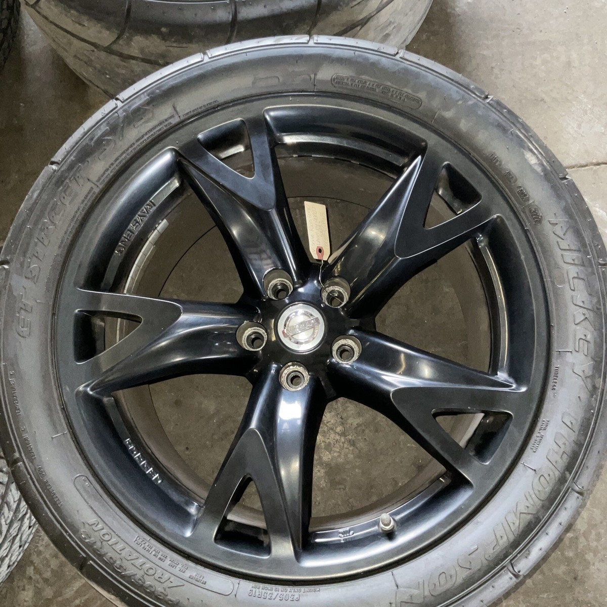 Nissan Rays Forged Wheels Set Of 4 5x114.3 19x10J 19x9J Nissan Rays Forged Wheels Set Of 4 5x114.3 19x10J 19x9J