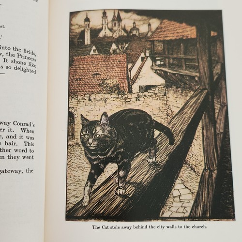 Sixty Fairy Tales of the Brothers Grimm Illustrated by Arthur Rackham 40 Plates - Picture 11 of 15