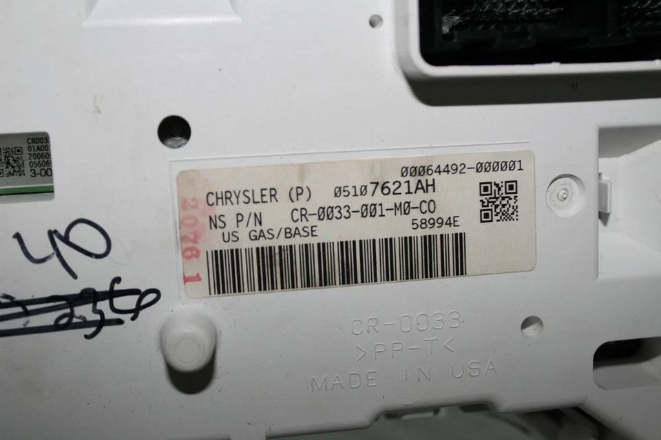 Cuadro de instrumentos velocímetro medidores 06 07 08 Chrysler PT Cruiser 30.341 millas Foto 3 de 4