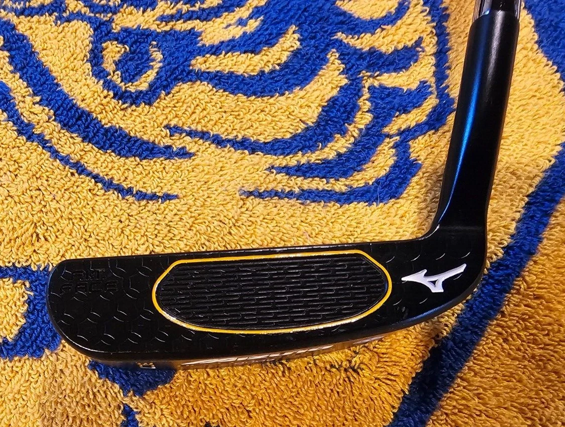 MINT New Mizuno Bettinardi Black Carbon 330 gram 35 inch BC7 putter w HC