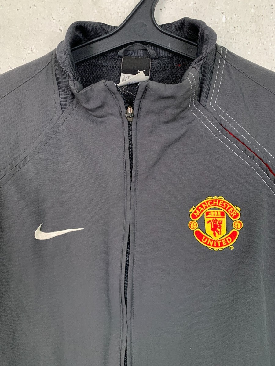 ウェア Nike MANCHESTER UNITED M size Nike Manchester United Windbreaker Jacket Size M - Excellent