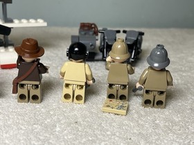 LEGO Indiana Jones 7623 Temple Escape 7620 Motorcycle Chase Minifigures + Plane