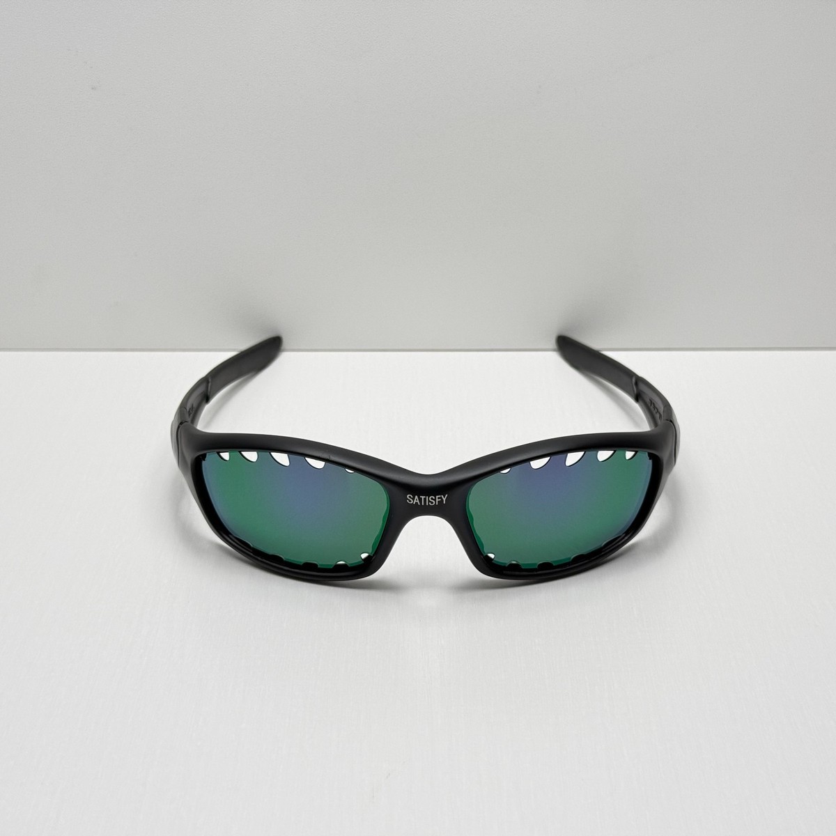 Oakley x Satisfy Straight Jacket Black Frame Purple Green Lens