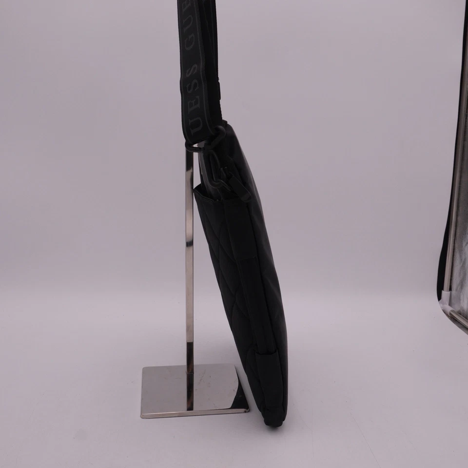 Black Guess Shoulder Cross Body Laptop Computer Bag Quilted W/Inner Pockets EUC - Image 4 of 4