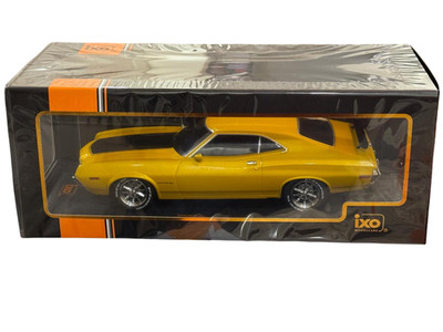 IXO 1972 FORD GRAN TORINO SPORT ''CUSTOM'' ORANGE METALLIC  1/18 18CMC18622