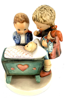 Goebel Blessed Event Porcelain Figurine 5.5'' New Baby Birth Children Family