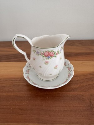 Nikko Milchkännchen mit Untertasse