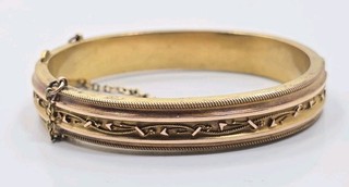 Vintage Victorian 14k Yellow Gold Detailed Scrollwork Ladies Bangle Bracelet