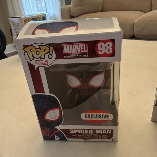 Funko Pop! Marvel Spider-Man # 98 Vinyl Figure Exclusive