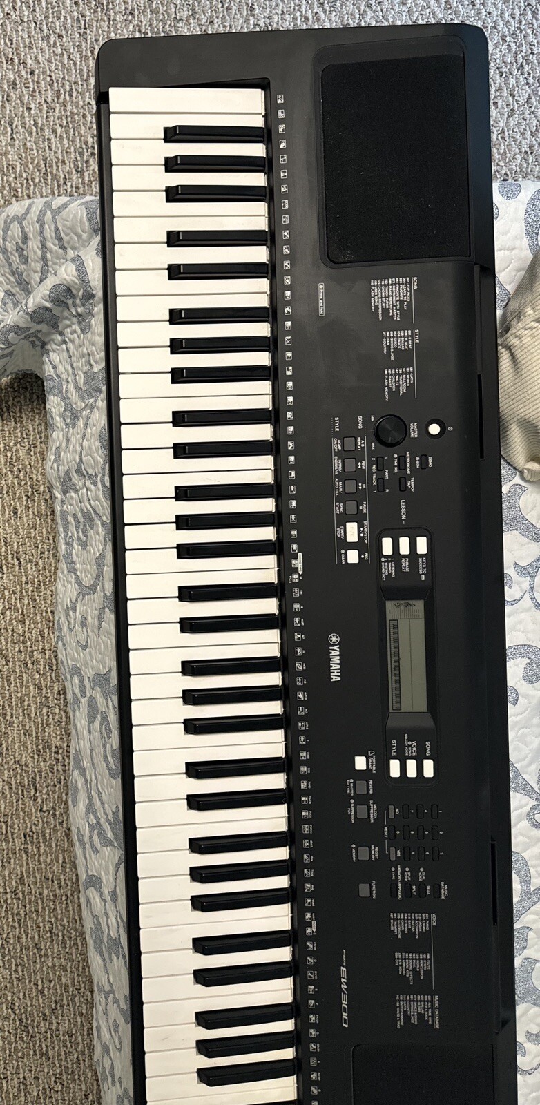 Yamaha 76-Key Digital Keyboard Piano for Beginners and Pros-image