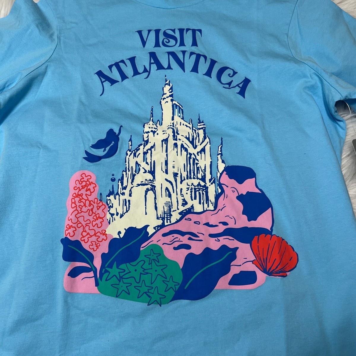 アーストン・スカーレット 長袖Tシャツ MERMAID DISNEY THE LITTLE MERMAID VISIT ATLANTICA SHIRT | eBay