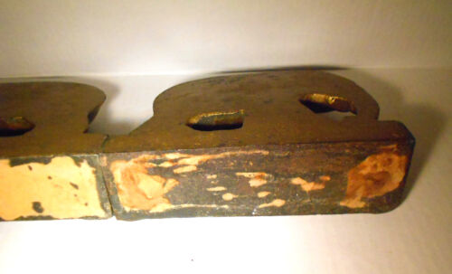 Vintage Gold Cast Iron Elephants Bookends. Size: Tall 7" -5 1/2" Long - 2" Deep - Picture 10 of 12
