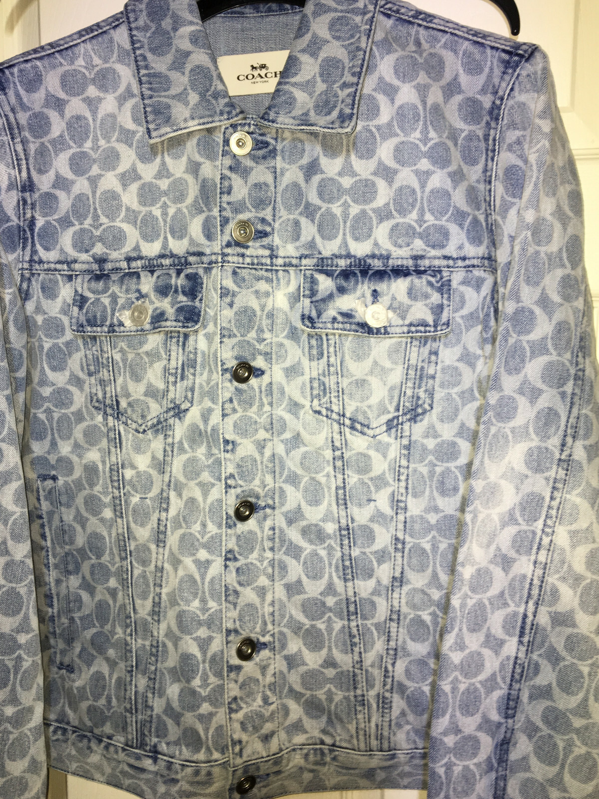 Picture 4 of 12