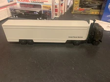 VINTAGE HERMANN MARKETING DIE CAST UPS SEMI TRACTOR TRAILER FEEDER TRUCK 1623