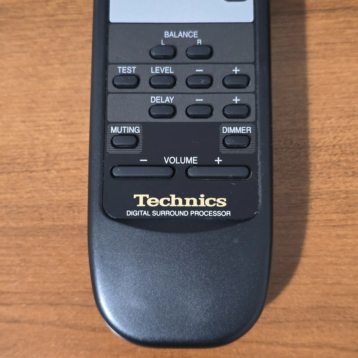 Mando a distancia original Technics modelo EUR645403 para sistemas de procesador envolvente digital