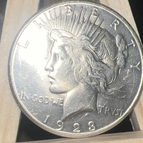 1923 s peace silver dollar au