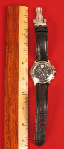 CLASSIC VINTAGE VERSACE MENS CHRONOGRAPH QUARTZ WATCH NICE !! - Picture 4 of 4