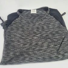 TYR Side Scrunch Black & Gray Long Sleeve Swim Top | Women Size S | Secondhand