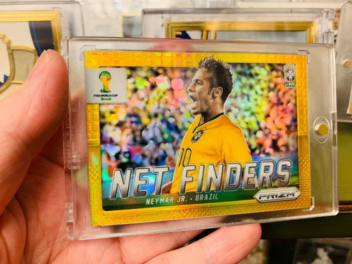2014 Panini Prizm Brazil World Cup Neymar Jr. Gold Laser #10/10 Jersey Number