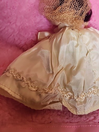 VINTAGE 8” -“BRIDE” DOLL -VERY RARE!! - Picture 15 of 21