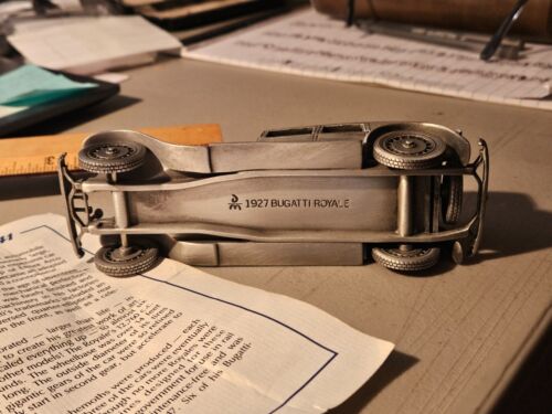 COCHES CLÁSICOS DEL MUNDO DANBURY COMO NUEVOS 1:43 PELTRE 1927 BUGATTI ROYALETYPE 41 CERTIFICADO DE AUTENTICIDAD - Imagen 6 de 9
