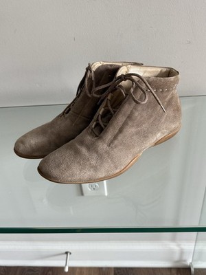 MaxMara SUEDE LEATHER LACE UP ANKLE FLAT BOOTS SIZE 7 1/2  MADE IN ITALY