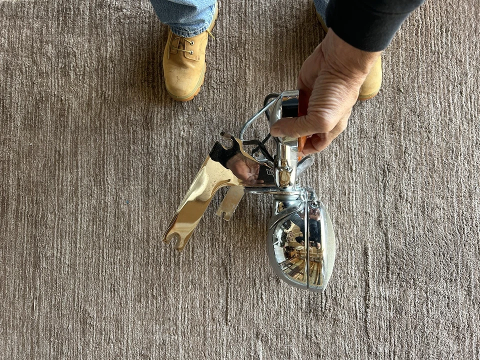 2004 Harley Davidson, suporte de sinal de seta elétrico para farol de neblina deslizante - Imagem 3 de 3