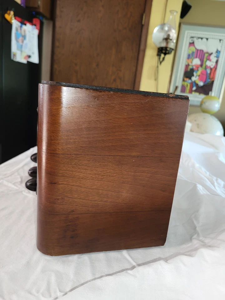 Radio vintage con estuche de madera Crosley "Fiver" muy bonita 1938 Foto 3 de 4