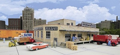 Walthers 533760 - 1/87 / H0 Gemüse-Großhandel - Neu