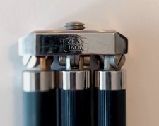 Trépied Zeiss Ikon, étui cuir.