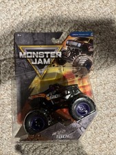 SPIN MASTER MONSTER JAM 2025 1/64 WILD SIDE ARENA FAVORITES SERIES 44 NEW HTF 