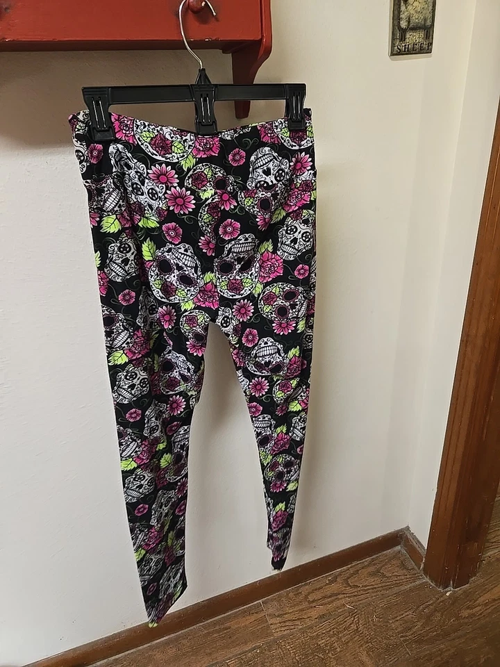 Leggings No Boundaries Juniors Negro Azúcar Calavera Talla 11/13 Rosa Suave Floral Foto 3 de 4