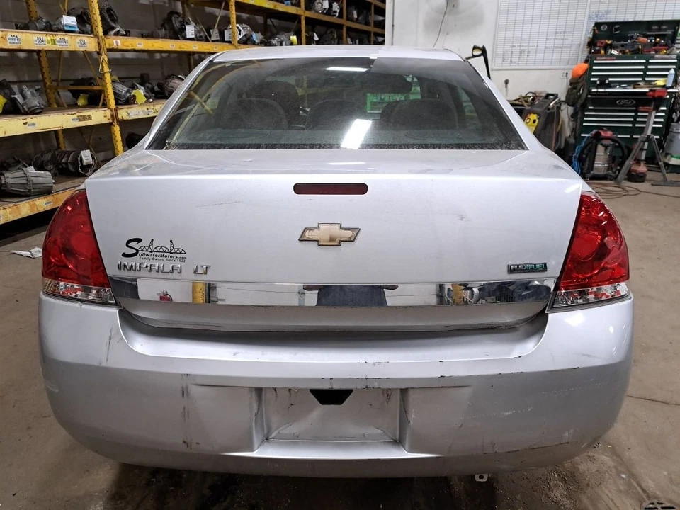 Cilindro maestro de freno Impala Sku #4105585 2011 Foto 2 de 4