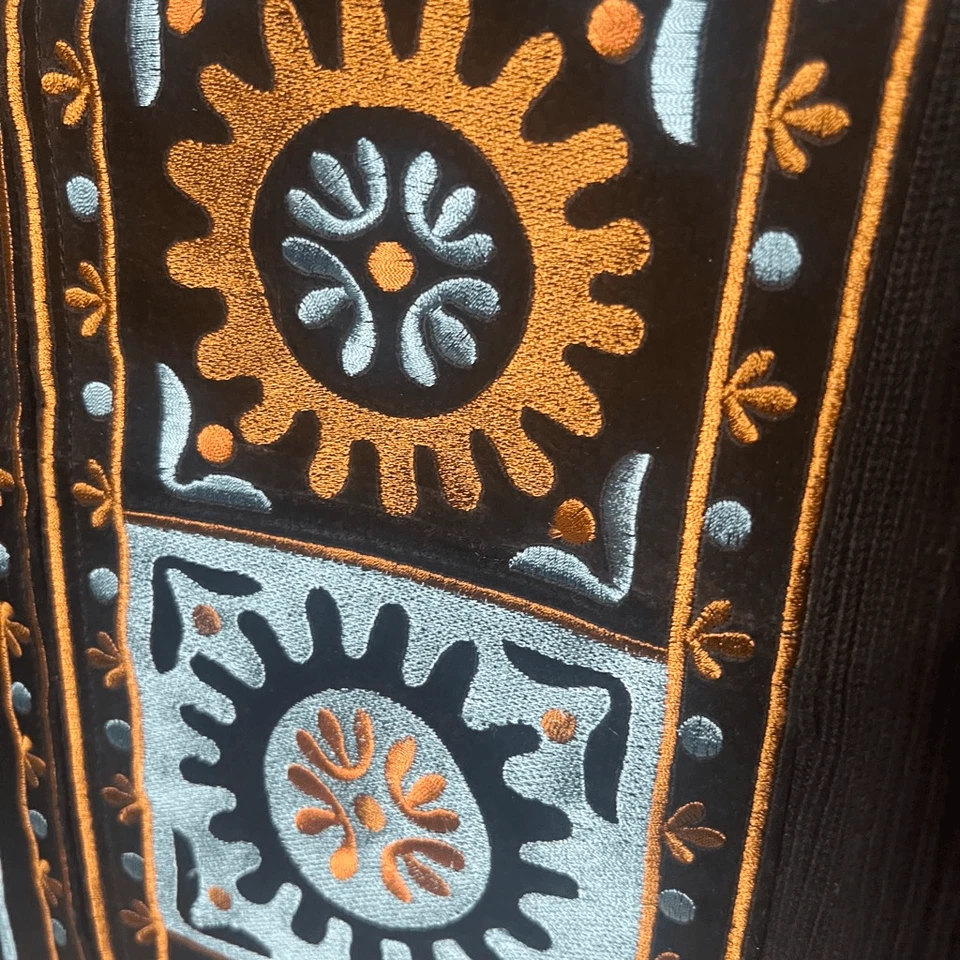 Bob Mackie Wearable Art Black Leather Jacket Embroidered Sz M - Image 2 of 4