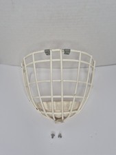 VINTAGE 1980S HOCKEY GOALIE CAGE MASK CSA MODEL 404 W/ SR CHIN CUP 